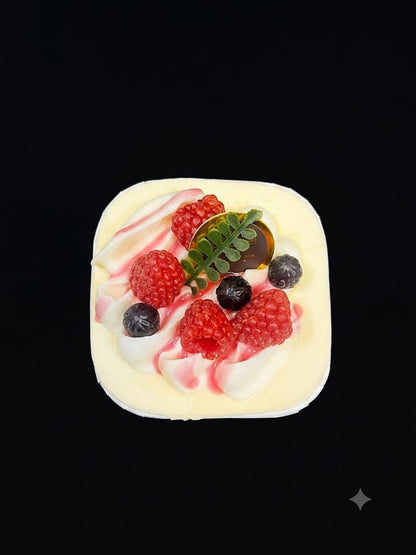 BIGMAN Berry Cake Fridge Magnet