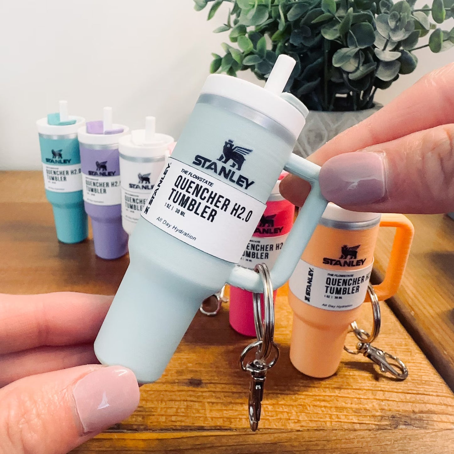 BIGMAN SipStyle Tumbler Keychain – Mini Cup Design, Stylish & Durable, Portable Key Holder for Keys, Bags & Gifts